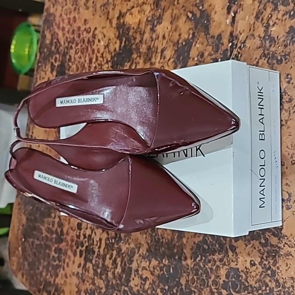 Manolo Blahnik Wine Patent slingback low heels size 42/10
